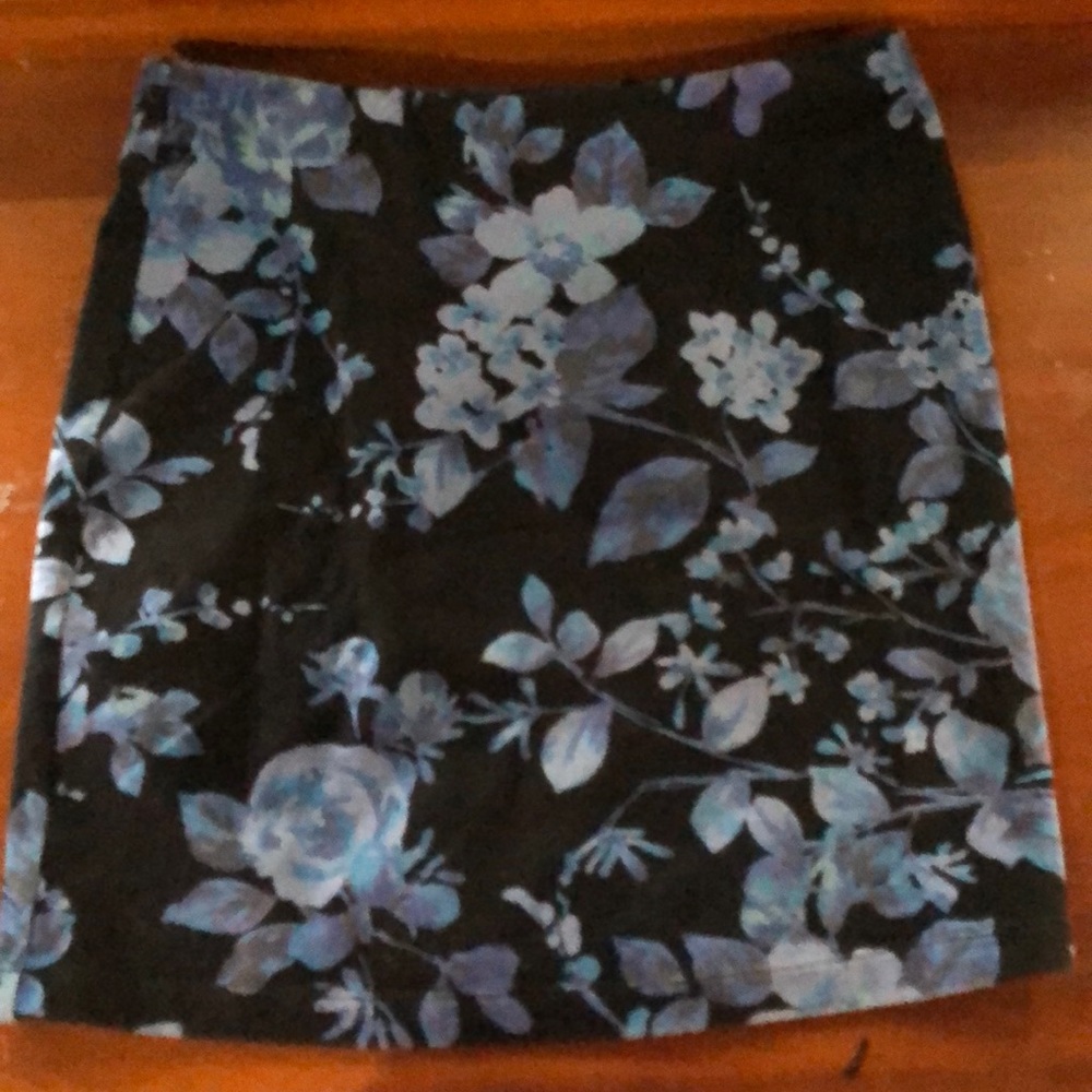 Pencil skirt